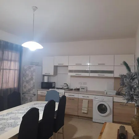 Emma's House 招待所 *